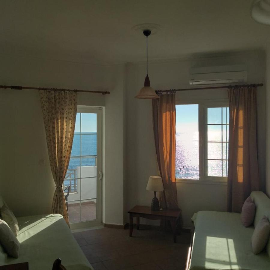 Nereides Apartments Айос-Гордіос Екстер'єр фото